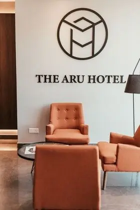 The Aru Hotel at Aru Suites - Lobi
