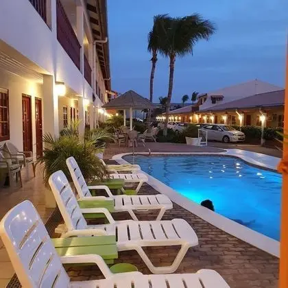 Aruba Quality Apartments & Suites - Havuz
