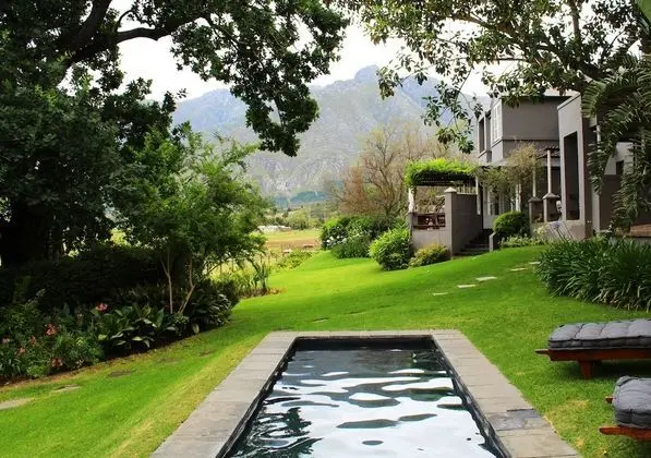 Arumvale Country House - Havuz