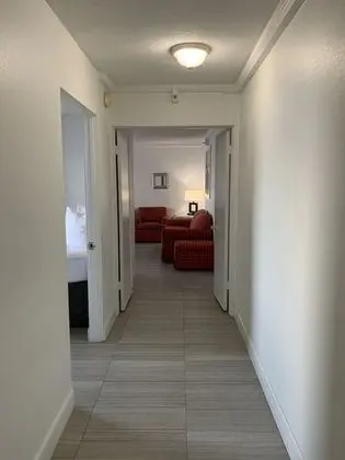 Arya Blu Inn & Suites - Oda
