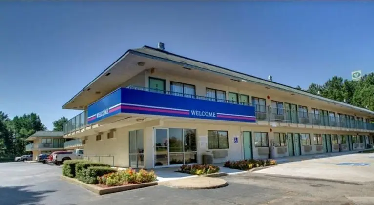 Arya Inn