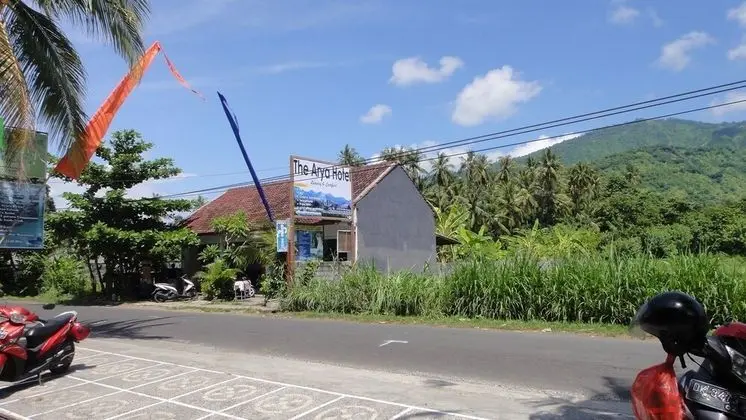 The Arya Hotel
