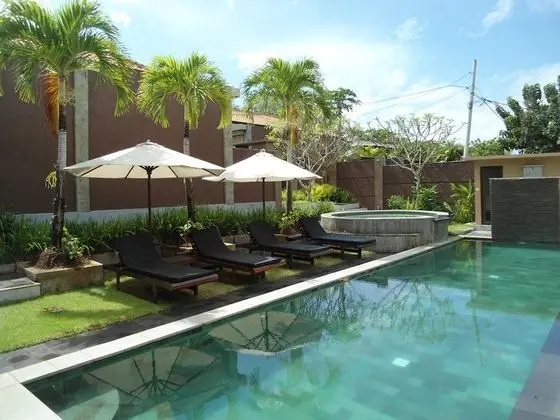 Arya Residence - Havuz