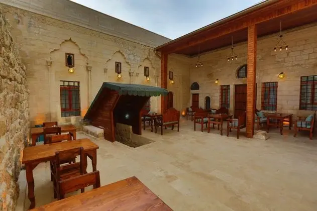 Aryan Otel