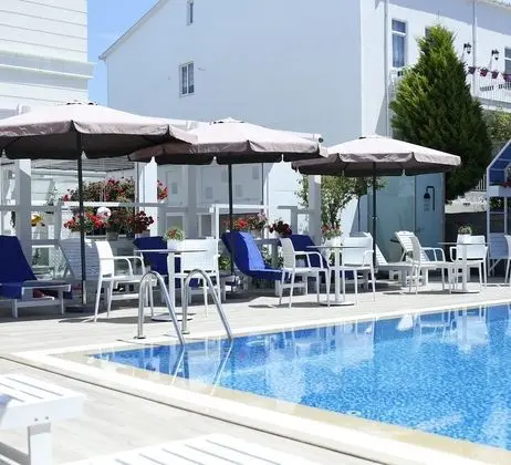 Ascot Hotel Büyükada - Dış Mekan
