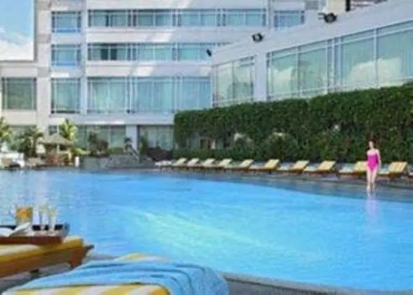 Ascott Makati - Havuz