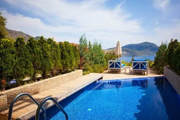 Asfiya Seaview Hotel