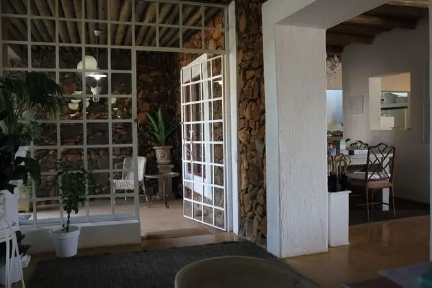 Ashbourne Country Escape - Lobi