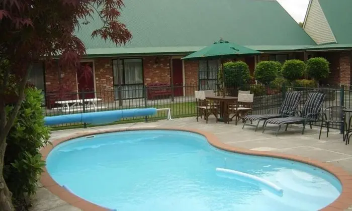 Ashburton's Regency Motel - Havuz