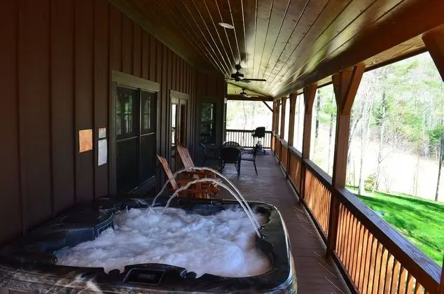 Asheville Country Cabins - Havuz