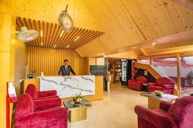 Ashiana Clarks Inn, Shimla - Lobi