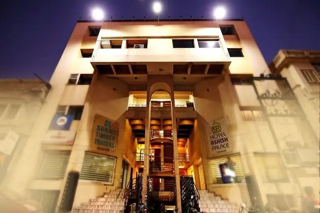 Hotel Ashish Palace