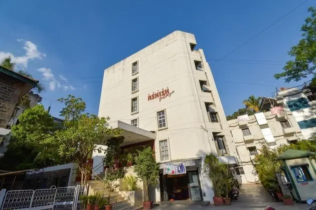 Hotel Ashish Plaza