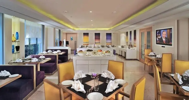 The Ashtan Sarovar Portico Delhi - Yerinde Yemek