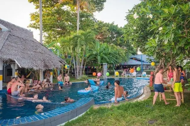 Asia Blue - Beach Hostel Hacienda - Single bed in 10-bed Dormitory Room - Mülk Olanakları
