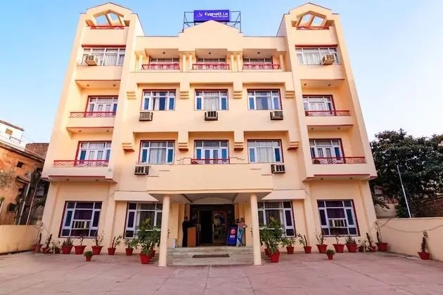 Hotel Asia Shripati By MTMC ROOMS - Dış Mekan