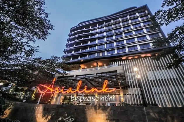 Asialink Hotel By Prasanthi - Dış Mekan