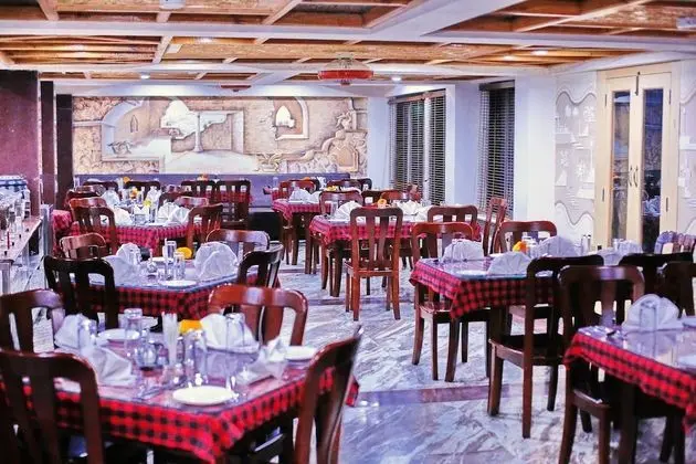 Hotel Asian Park - Yerinde Yemek