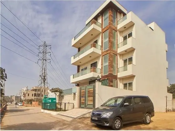 Asian Suites Elite Sector 31