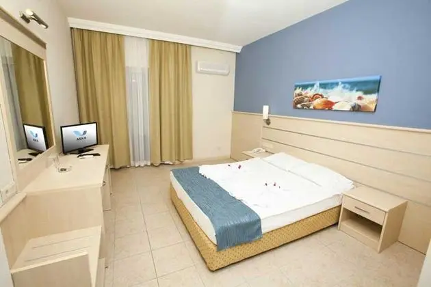 Aska Bayview Resort - Oda