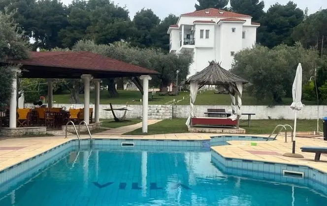 Villa Askamnia Deluxe / Suites - Havuz