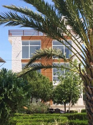 Askar Port Hotel