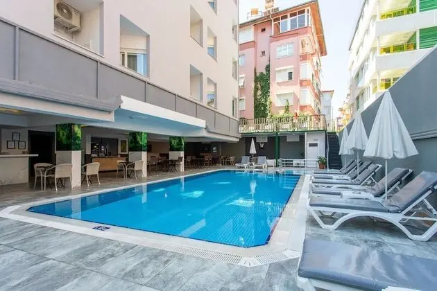 Aslan City Hotel - Havuz