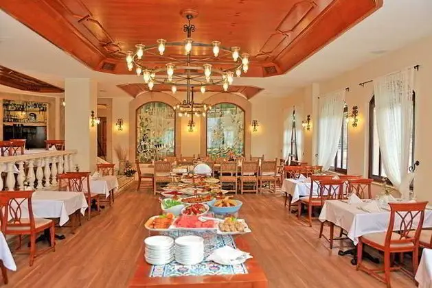 Aspen Hotel