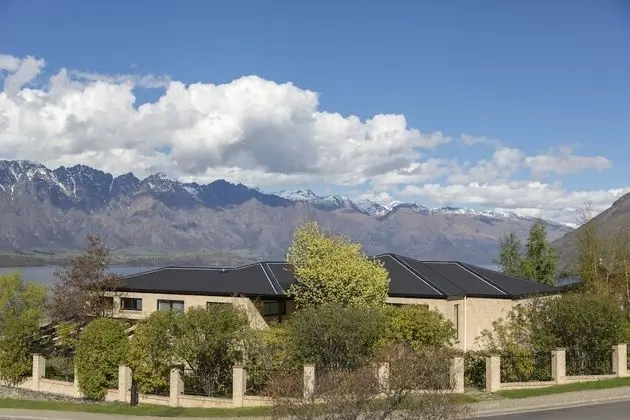 Aspen Grove Villa - Unit A