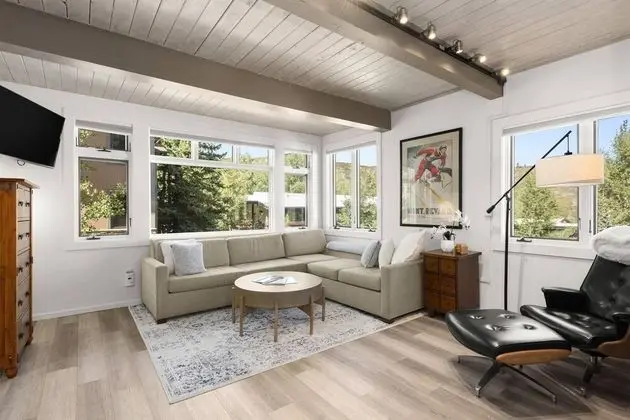 Aspenwood by iTrip Vacations Aspen Snowmass