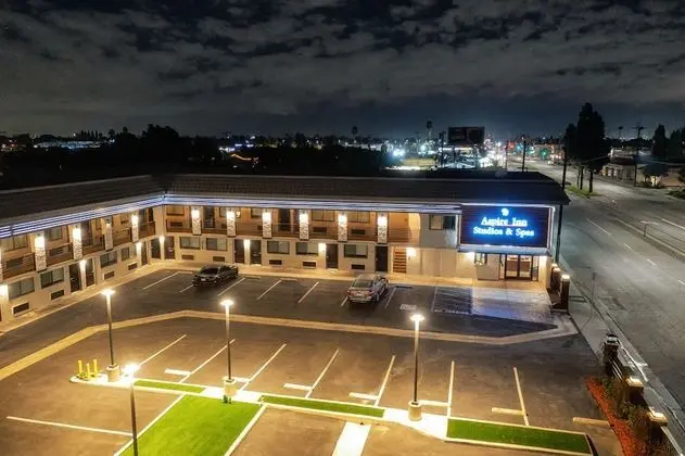 Aspire Inn Studios & Spas