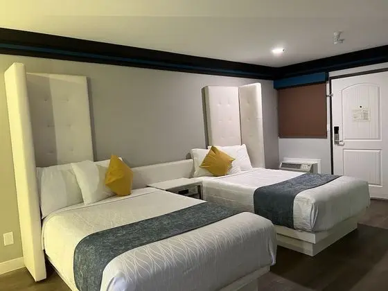 Aspire Inn Studios & Spas - Oda