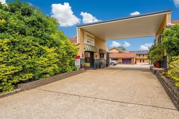 Aspley Carsel Motor Inn - Dış Mekan
