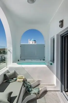 Aspronisi Luxury Villa - Havuz