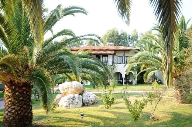 Assa Maris Beach Hotel - Dış Mekan
