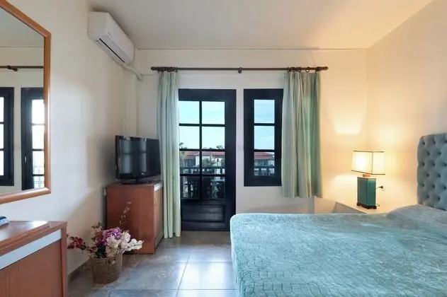 Assa Maris Beach Hotel - Oda