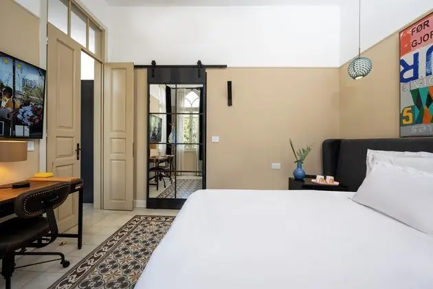 Assemblage Boutique - Öne Çıkan Resim