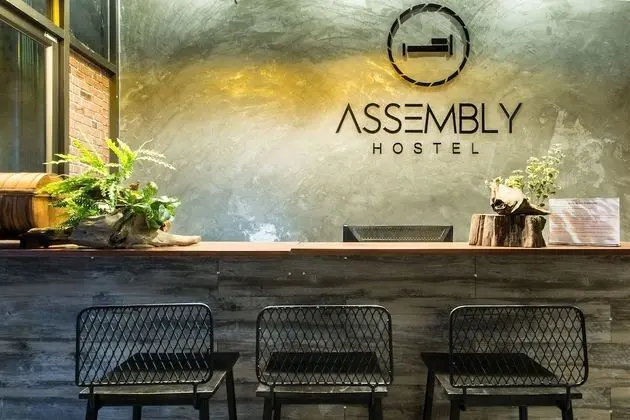 Assembly Hostel - Lobi