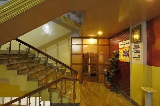 Hotel Assembly - İç Mekan