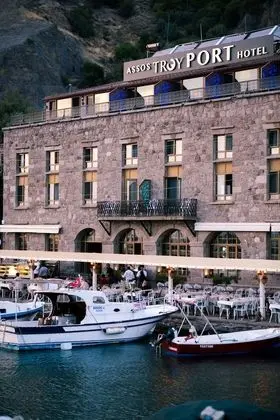 Assos Troy Port Hotel - Dış Mekan
