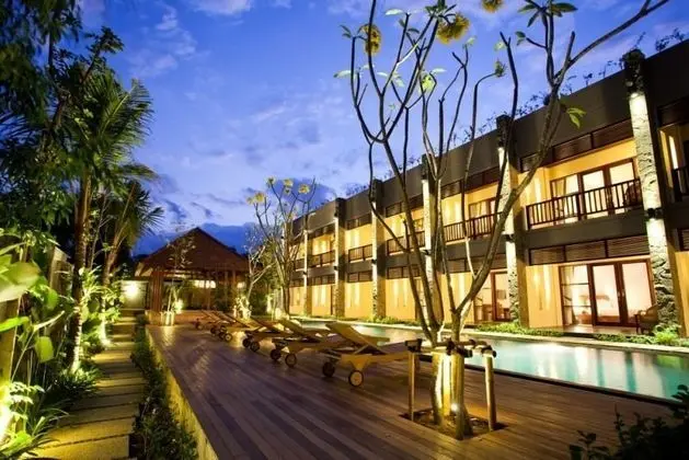 The Astari Villa & Residence