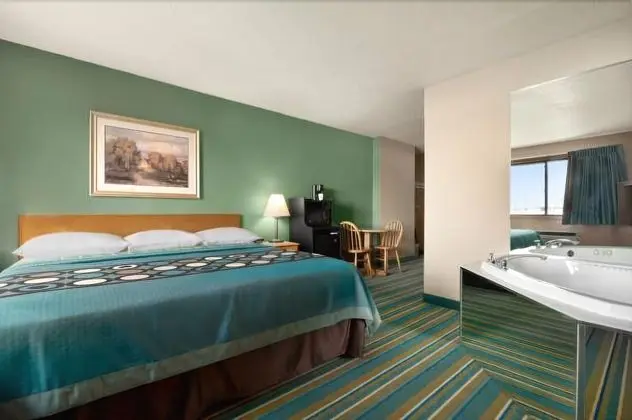 Asteria Inn & Suites - New Richmond