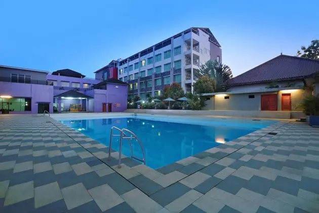 Aston Tanjung City Hotel - Havuz