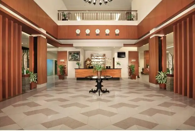 Aston Tanjung City Hotel - Lobi