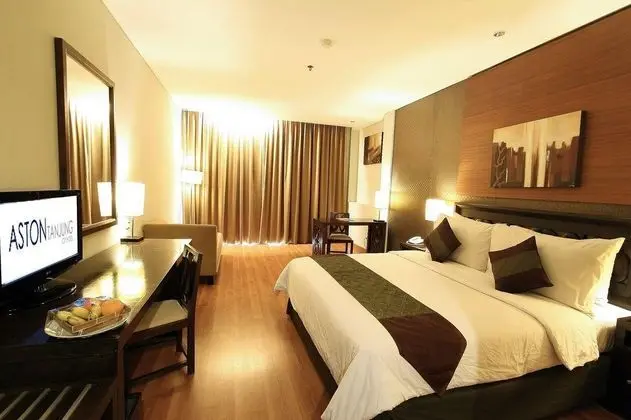 Aston Tanjung City Hotel - Oda