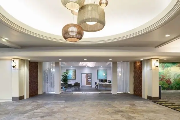 Aston Waikiki Beach Tower - Dış Mekan