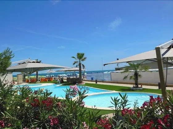 Hotel Astor - Havuz