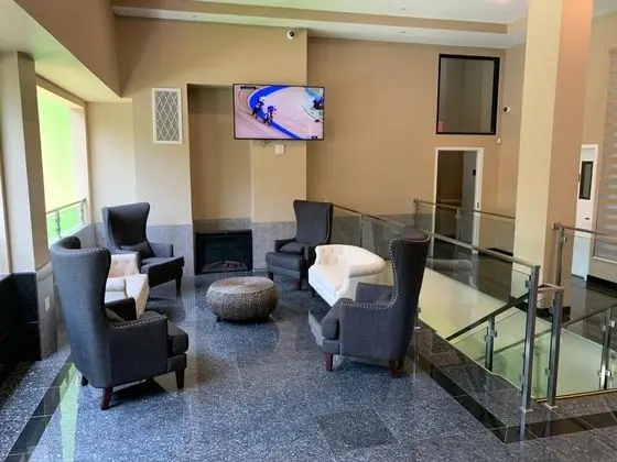 Astoria Delancy Inn & Suites - İç Mekan