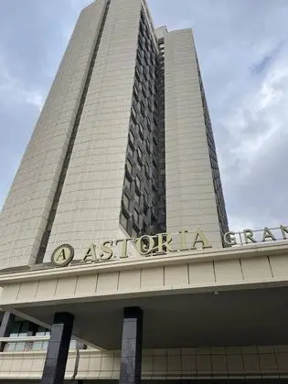Astoria Grand Hotel - Dış Mekan