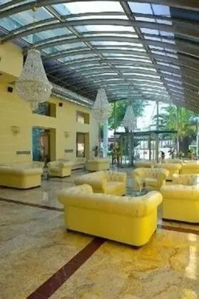 Astoria Hotel - Lobi